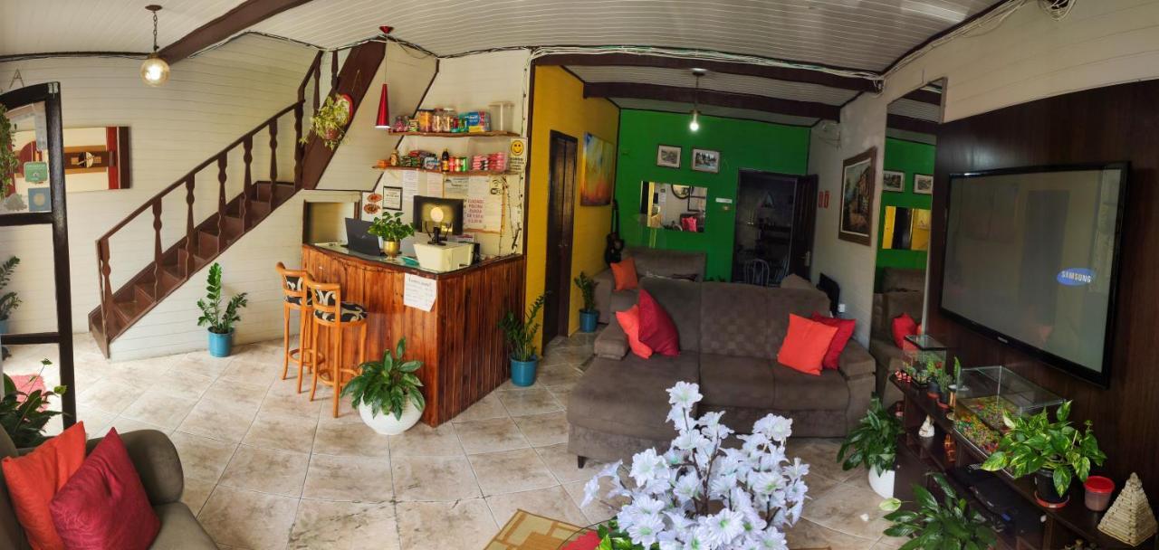 פראייה גראנדה Pousada Alojaki Hostel מראה חיצוני תמונה