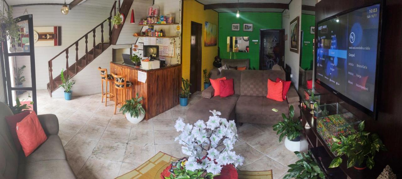 פראייה גראנדה Pousada Alojaki Hostel מראה חיצוני תמונה